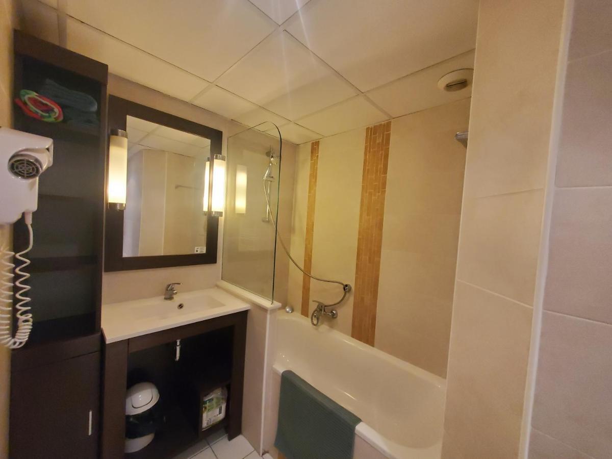 Cap Hermes Studio 31M2 Vue Port Climatise Piscine, Фрежус Екстер'єр фото